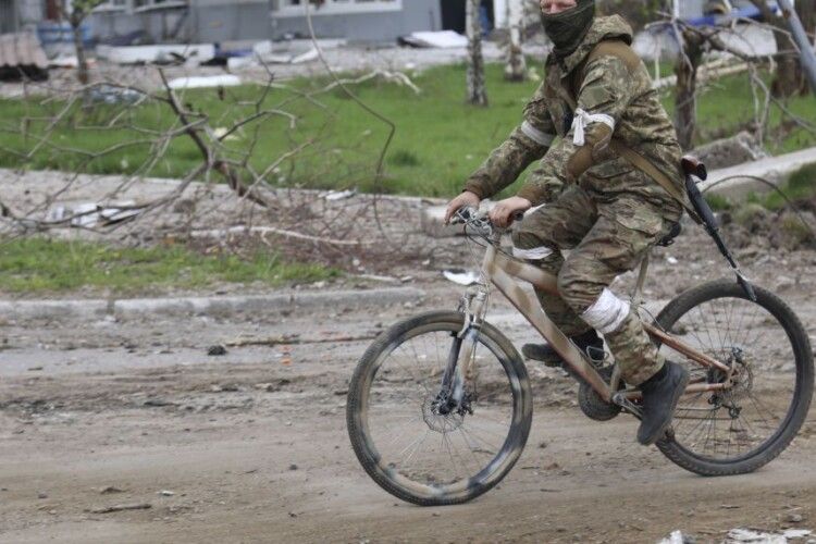 Експерт пояснив, чому росія не зможе захопити всю Донеччину до нового дедлайну