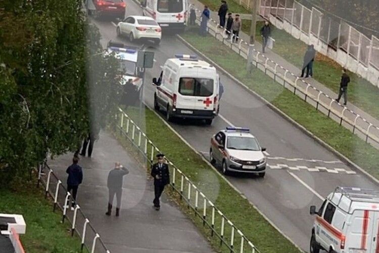 Стрілянина в іжевській школі: нападник вбив 13 людей, серед них – 7 дітей (Фото, відео)