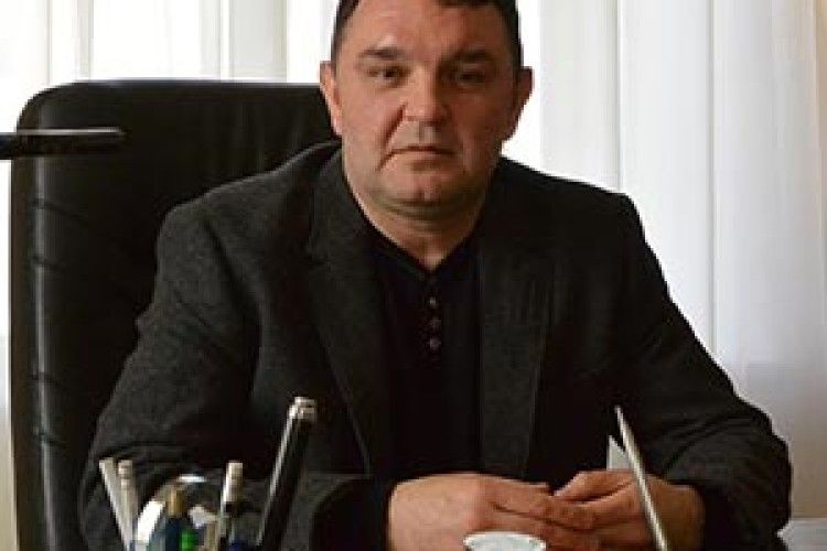 ЧИ ПІДЕ РІВНЕНСЬКИЙ МИТНИК ВАВРОВСЬКИЙ?