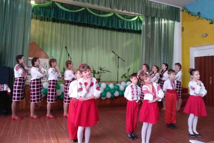 На Любешівщині відбувся огляд-конкурс художньої самодіяльності «Дивосвіт дитячих талантів» 
