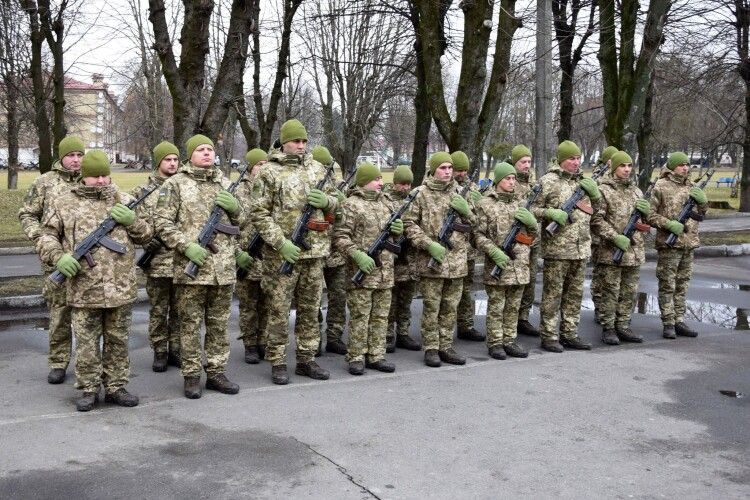 Молодь та досвідчені волиняни склали присягу і стали на захист України