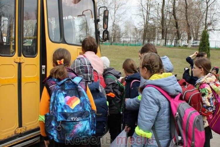 На Ковельщині – громадські слухання: вирішать, чи закрити школи в трьох селах