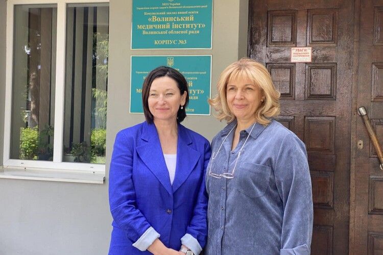 На Волинь прибула відома в Україні лікарка