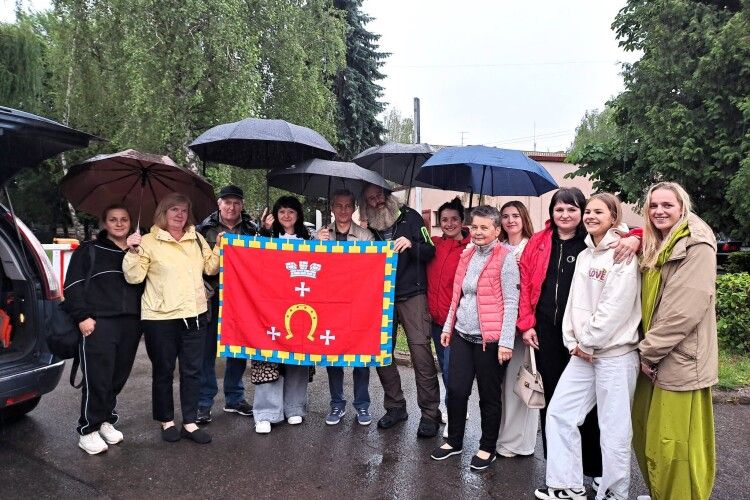 Група волинських школярів вирушила на оздоровлення до німецького Вальсроде