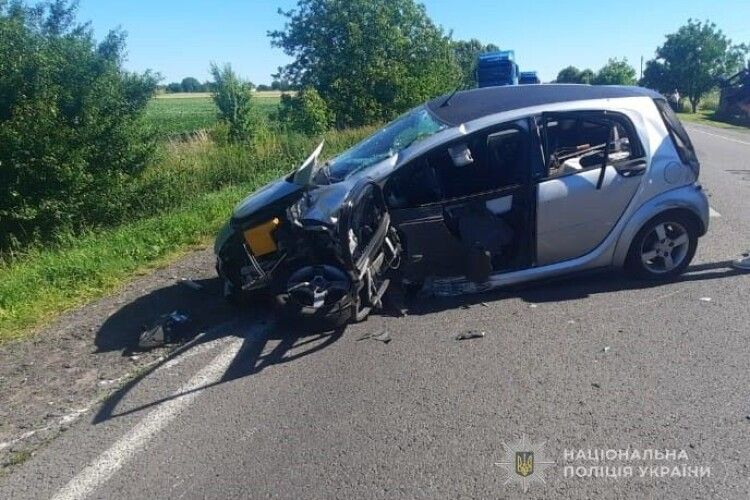 Волинська поліція розшукує свідків аварії, в якій постраждало 5 людей