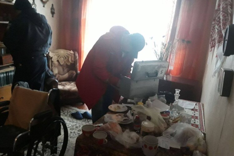 Поліцейські без допомоги рятувальників не змогли потрапити в оселю важкохворого жителя Рівненщини