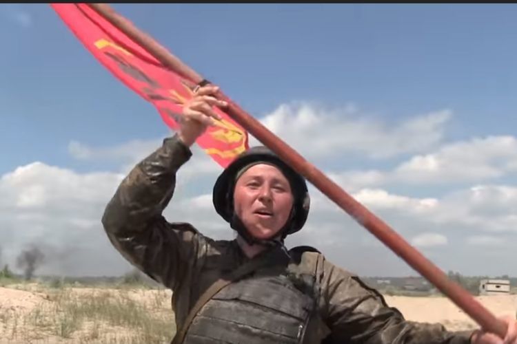Подолання смуги перешкод морського піхотинця (Відео)