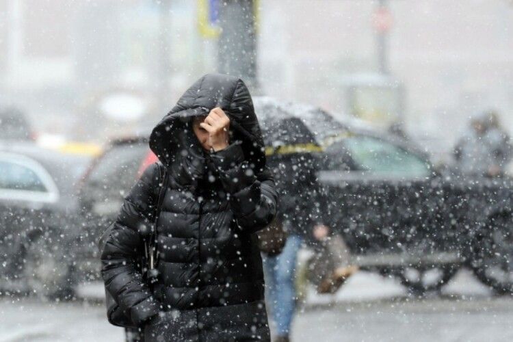 У восьми областях України оголосили штормове попередження 