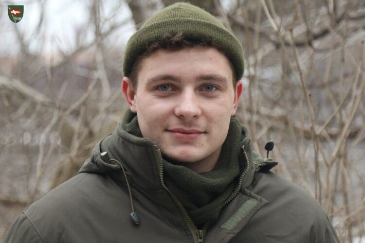 «Найвеселіша людина в підрозділі»: розповіли про волинянина, який повернувся з-за кордону, щоб захищати Україну