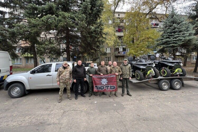 Волинські поліцейські-добровольці отримали бойову техніку необхідну для нищення ворогів (Відео)