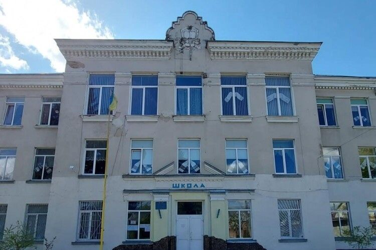У Луцьку оштрафували матір школяра, який прогуляв понад 50 днів навчання