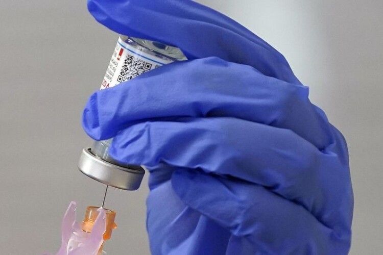 У МОЗ сказали, коли в Україні стартує вакцинація від коронавірусу 