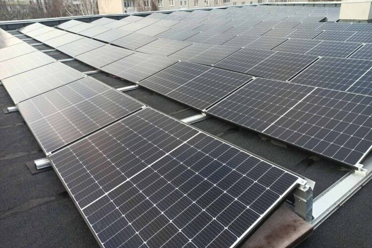 У наймолодшому місті на Волині ліцей перейшов на «зелене» енергоживлення