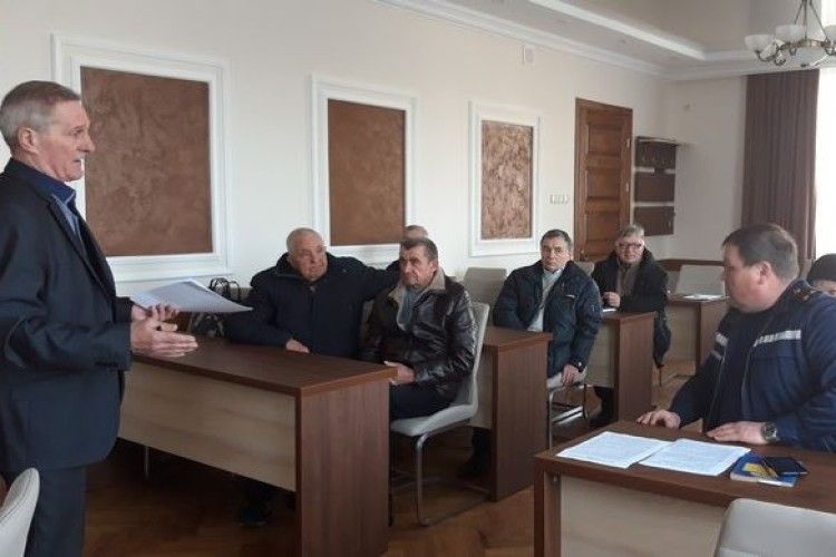 Ковельські рятувальники закликали дачників відмовитись від звички спалювання сухої трави
