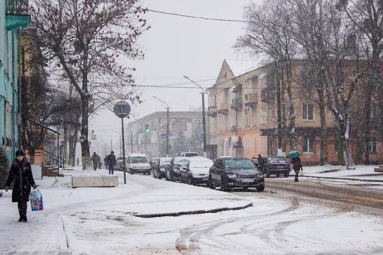У зв'язку зі снігом мер Нововолинська звернувся до громади