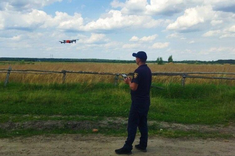 Стало відомо, чому вчора над Камінь-Каширщиною літали безпілотники