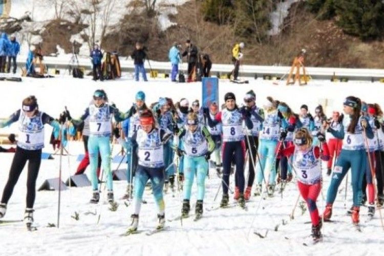 В горах на Львівщині проходить перша зимова Гімназіада
