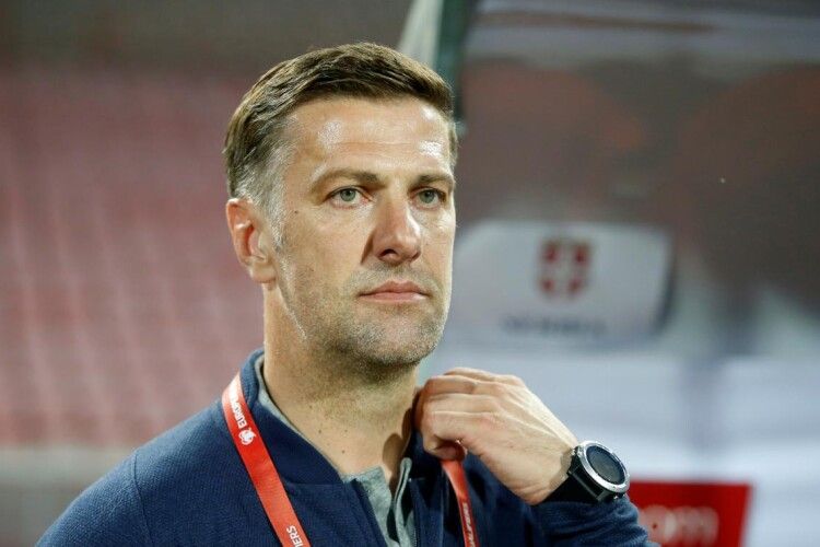 Головного тренера збірної Сербії Младена Крстаїча відправили у відставку 