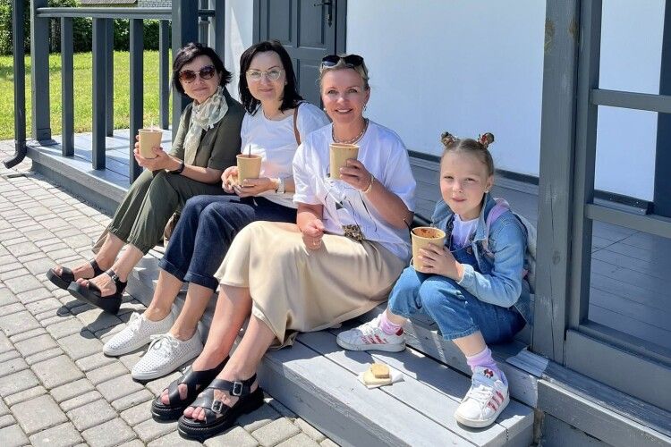 Волинський музей пригощав гостей борщем за родинним рецептом Косачів (Фото)