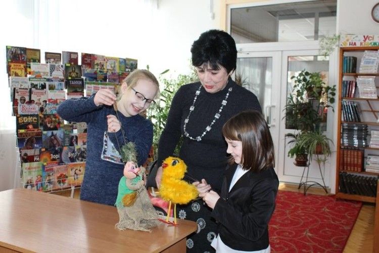 Майстер-клас гри з ляльками від заслуженої артистки України 