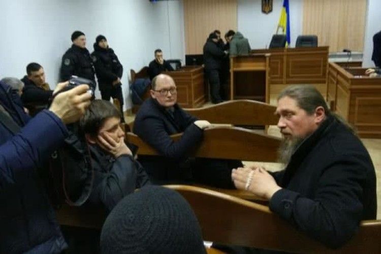 Суд заарештував підозрюваних в підпалі монастиря УПЦ Московського патріархату