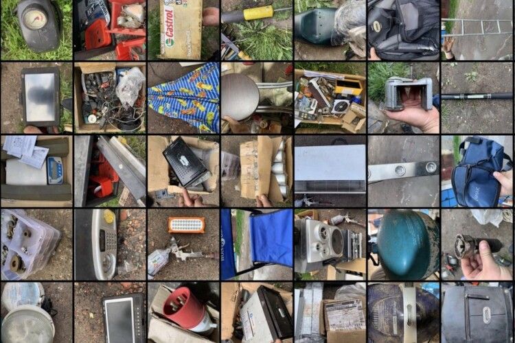 У місті на Волині під час обшуків вилучили близько 200 речей: шукають власників