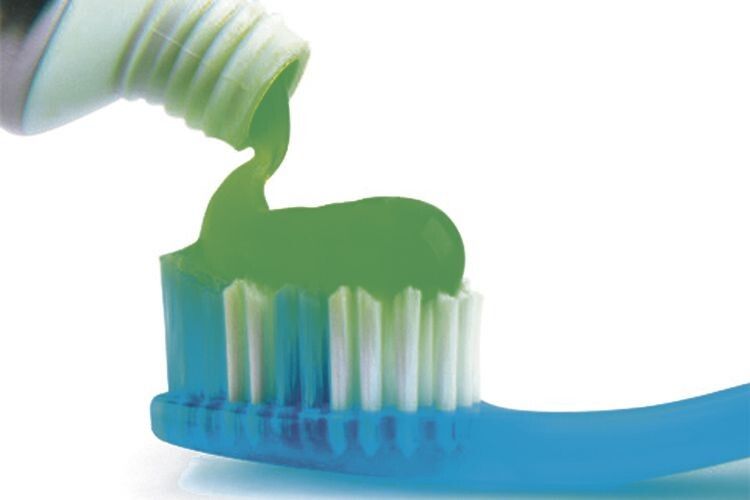 5 способів застосування зубної пасти у побуті. Суботні поради