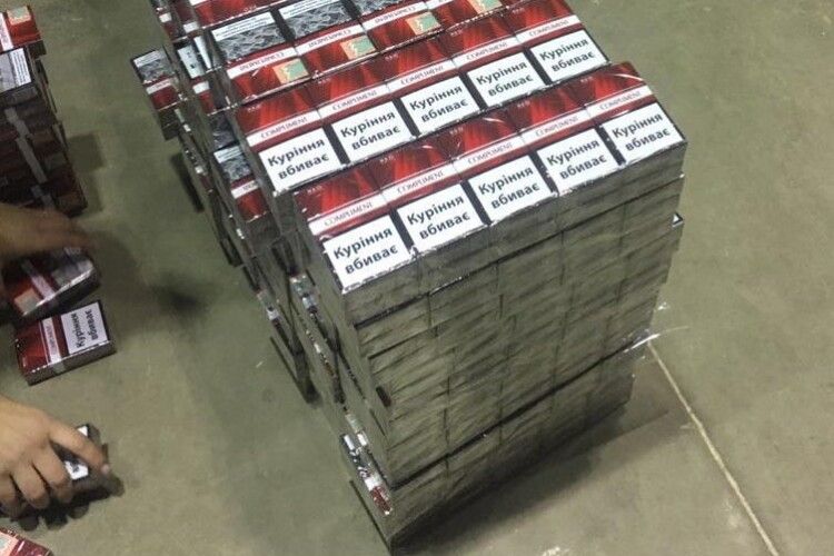 На Волині вилучили контрафактні цигарки на суму 125 тисяч гривень (Фото)