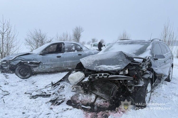 На Волині внаслідок ДТП госпіталізовано трьох осіб