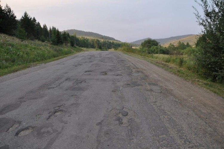 Волинські поліцейські обстежуватимуть дороги на виявлення недоліків