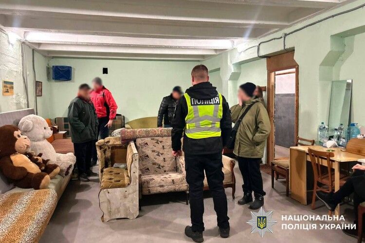 У Києві покарали пенсіонерку, яка «приватизувала» кімнату в укритті