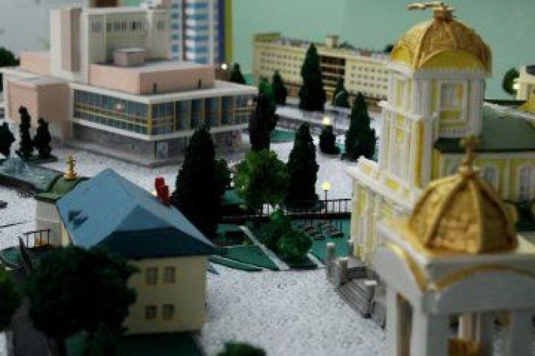 Студенти Луцького НТУ створили унікальний макет театрального майдану