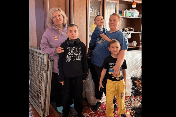 На Волині підтримали багатодітну родину зниклого безвісти захисника