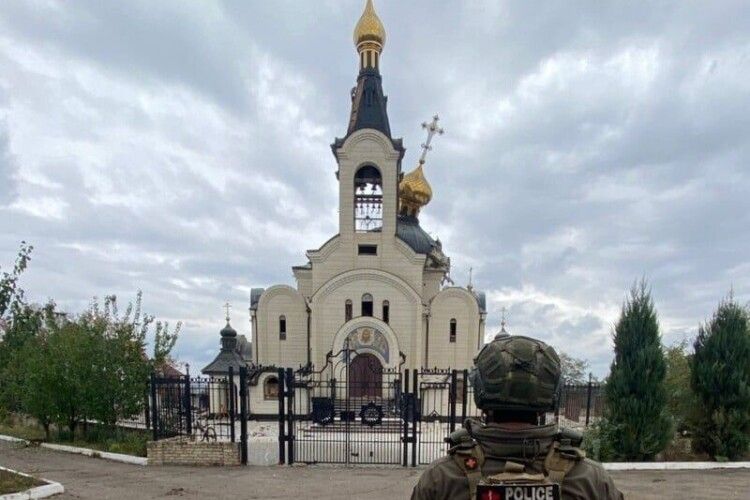 Росіяни вдарили по храму в Костянтинівці, коли там перебували люди