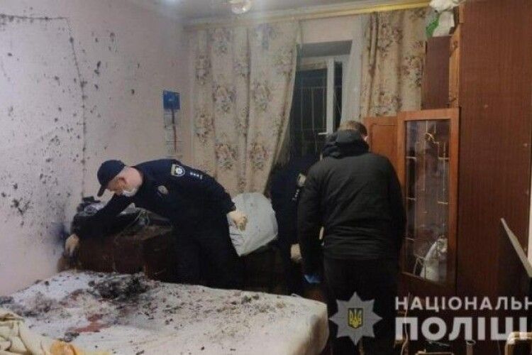 У Києві від вибуху гранати у квартирі загинуло двоє людей