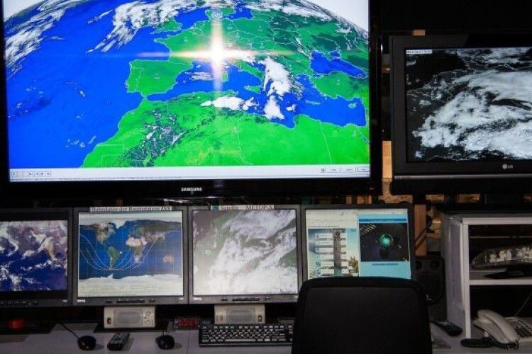 Західні метеорологи вирішили не передавати дані росії на тлі побоювань щодо хіматак