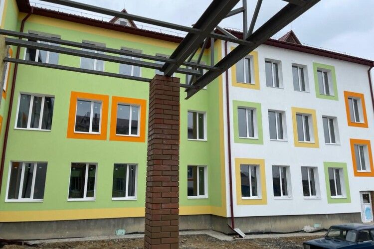 У селі на Ківерцівщині добудовують школу: показали стан готовності (Фото)