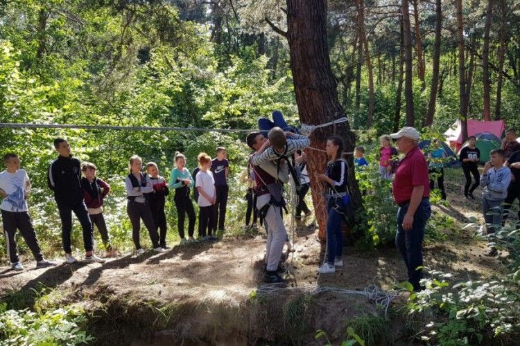 Серед учнів шкіл Литовезької громади визначили кращих туристів