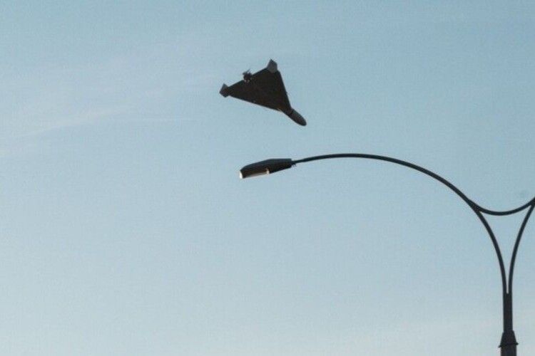 Іранські дрони атакували житловий будинок в Києві: 18 людей врятовано