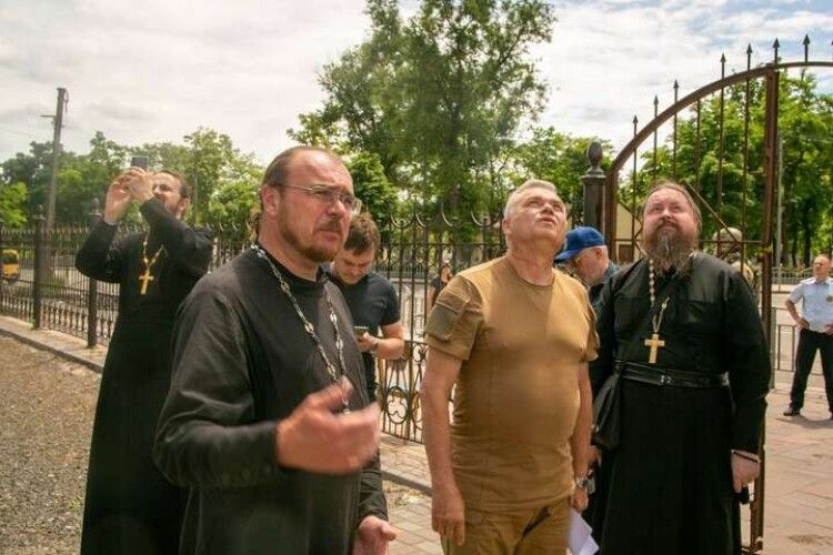 Патріарх Кирило спустив завдання попам-колаборантам у Маріуполі 