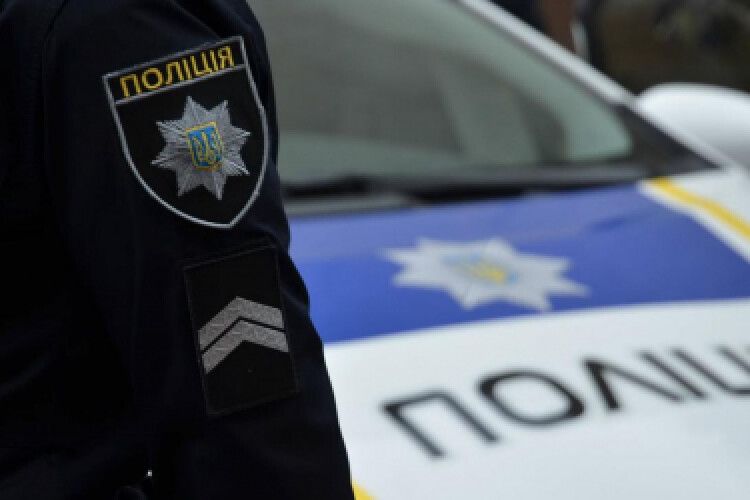 П’яний, без «прав» і з чужими автономерами: волинські патрульні були здивовані порушником