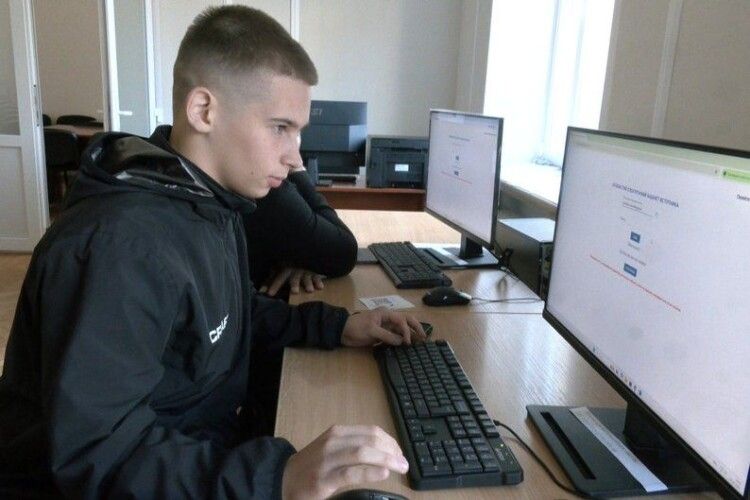 До вишів Волині вже подано тисячі заяв: найпопулярніші спеціальності – право та фізична терапія