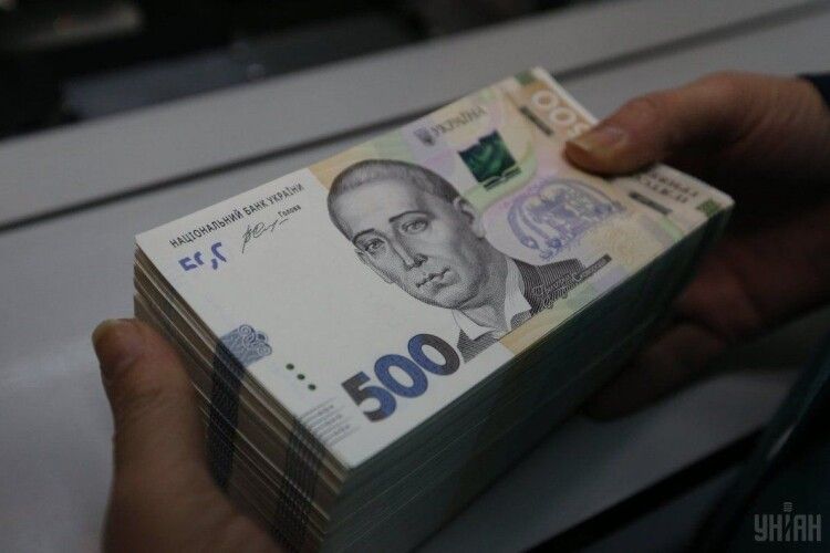 Найбільше на Волині заробляють меблевики