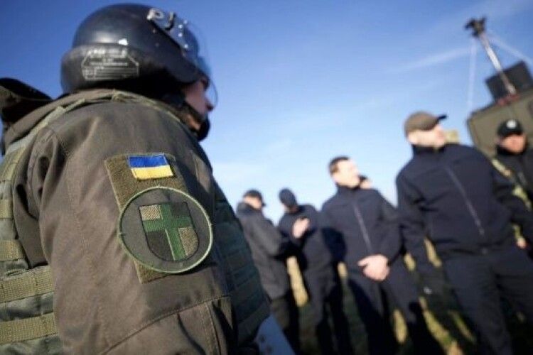Поліція створила резервні номери телефонів для зв'язку з громадянами