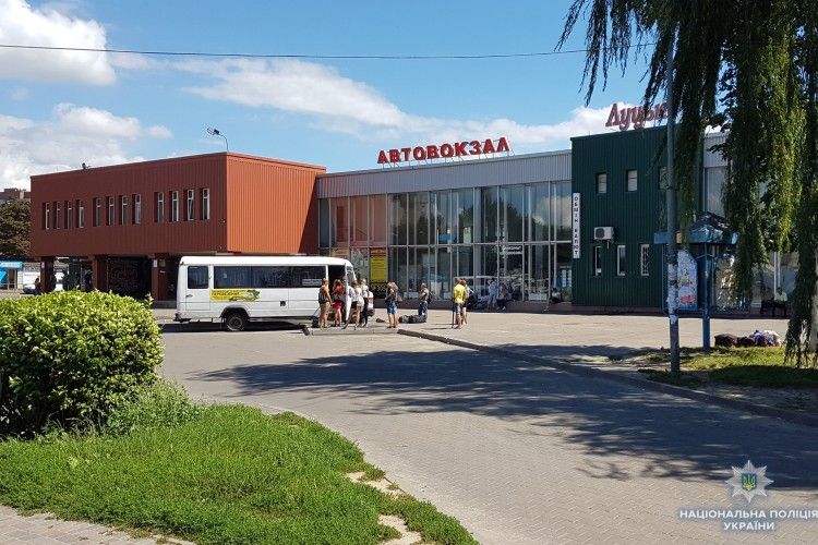 Поліція прокоментувала ситуацію навколо луцької автостанції 
