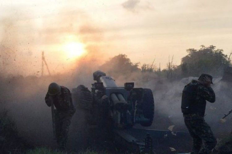 Ситуація в районі Світлодарської дуги залишається напруженою (Відео)