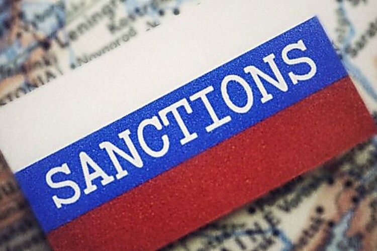 Євросоюз запровадив санкції проти дочок путіна і російських олігархів