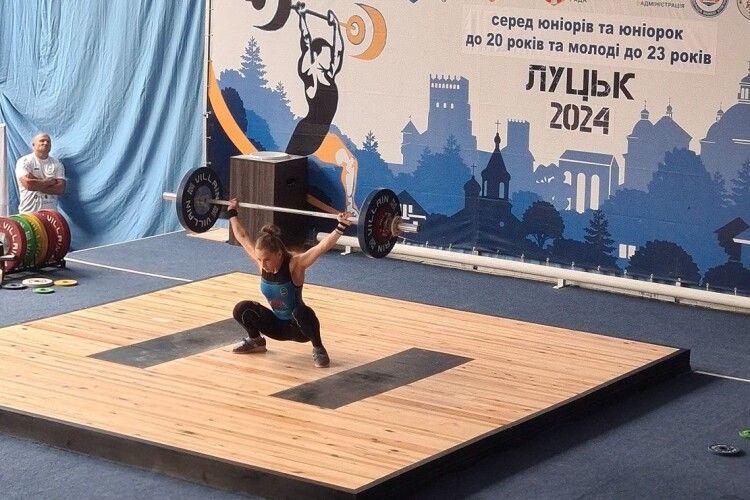 Волинянка стала абсолютною Чемпіонкою України з важкої атлетики