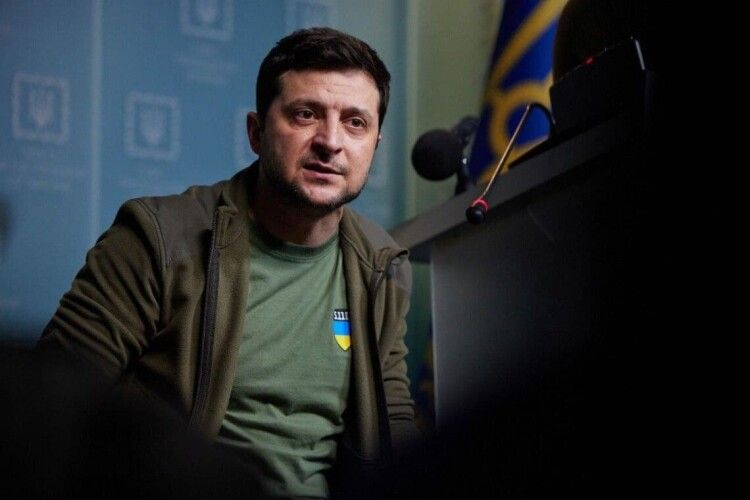 Окупанти запустили фейк про втечу Зеленського з України