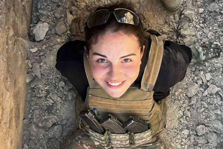 Мама замінила 19-річну доньку на війні
